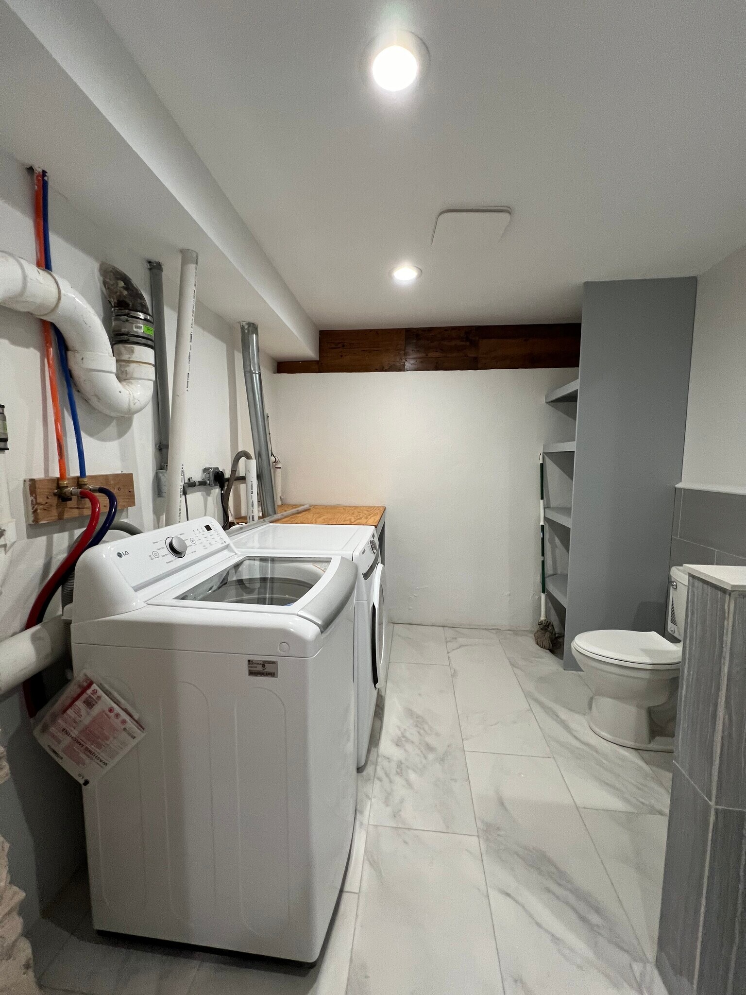 Building Photo - 2019 S Beechwood St