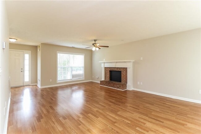 Building Photo - 1387 Bramlett Forest Ct SE