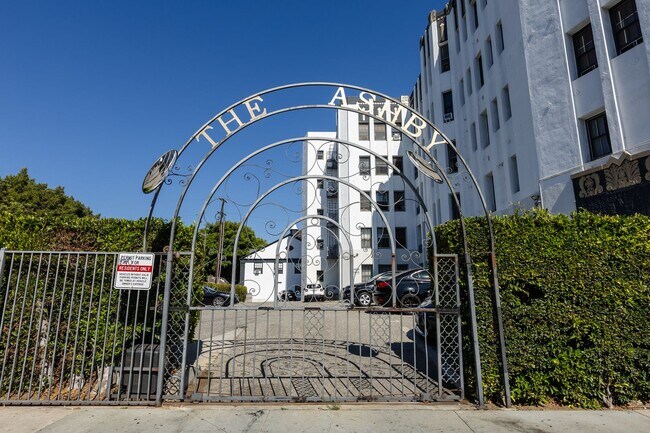 Interior Photo - The Ashby @ 8th