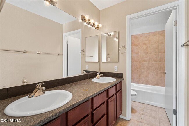 Building Photo - 10115 E Mountain View Rd