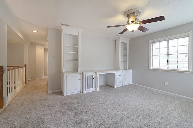 Building Photo - 3510 Cypressdale Dr