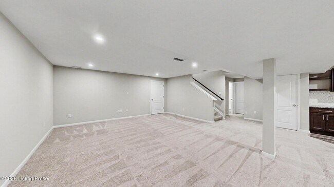 Building Photo - 15802 Stonehouse Ct