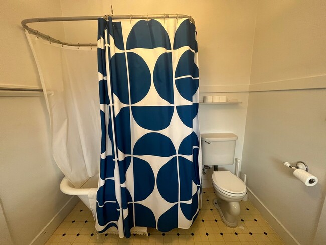 Building Photo - Beautiful 2bed 1bath home in Downtown Sacramento