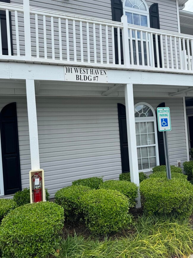 Building Photo - 101 Westhaven Dr