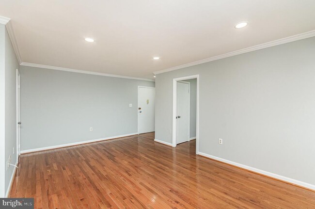 Building Photo - 12703 Dara Dr
