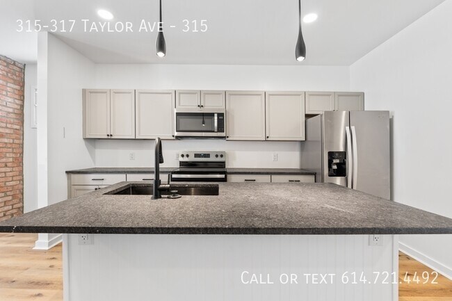 Building Photo - 315-317 Taylor Ave-315