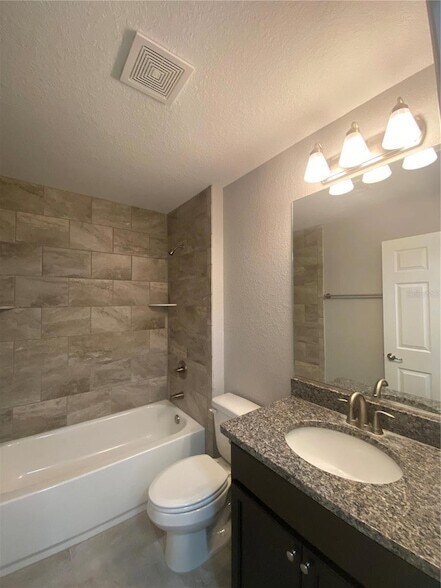 Building Photo - 3200 SW 129th Loop