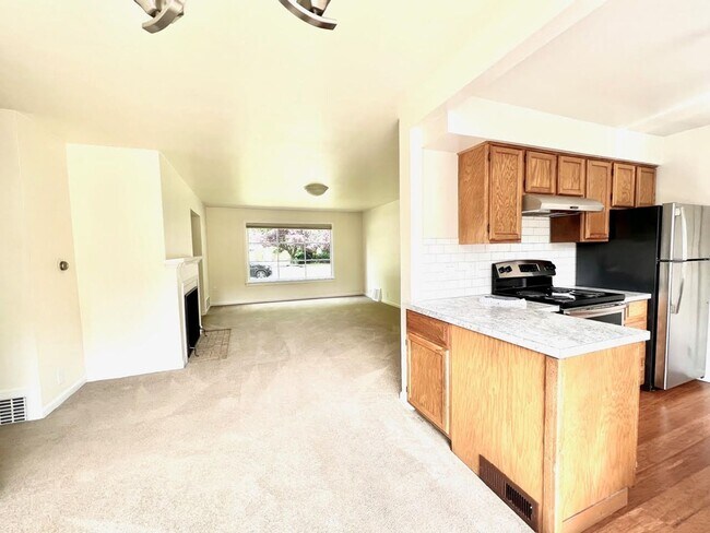 Building Photo - Beautiful 2 Bedroom/1 Bath Home in Magnolia for Rent!