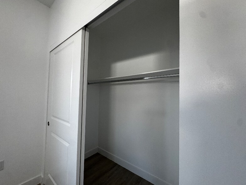 Building Photo - 25514 Walker St