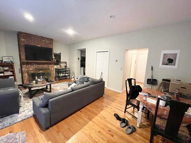 Building Photo - 660 Massachusetts Ave