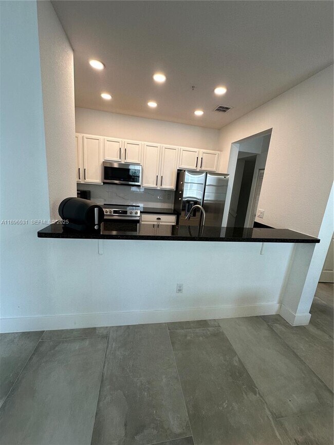 Building Photo - 2662 SW 118 Rd