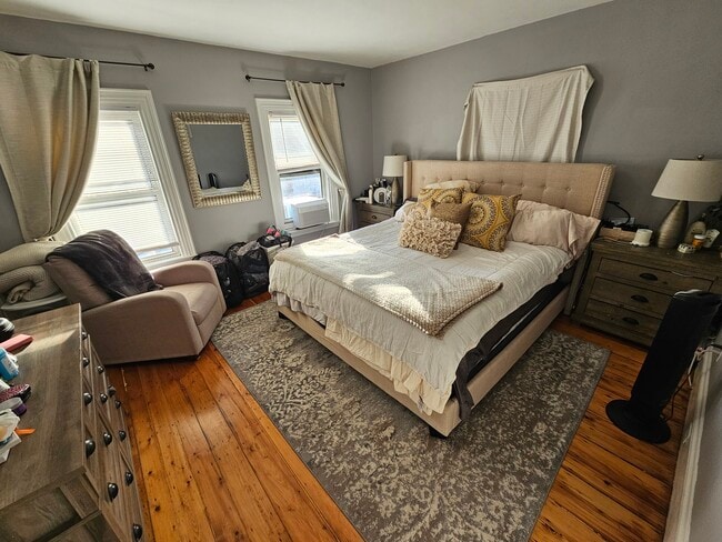 Building Photo - 95 Harvard St