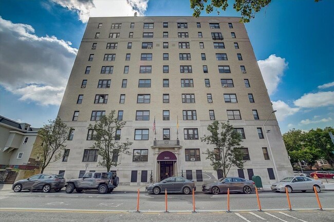 Primary Photo - 2600 John F. Kennedy Blvd