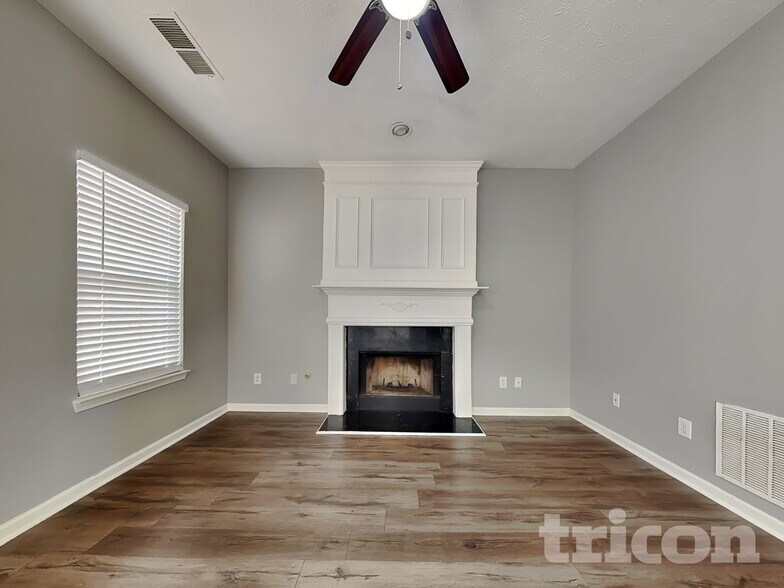 Building Photo - 6836 Bridgewood Dr