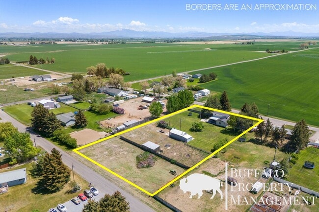 Building Photo - Charming Country Home on 2 Acres | 5 Bed | 3 Bath | Blackfoot, ID