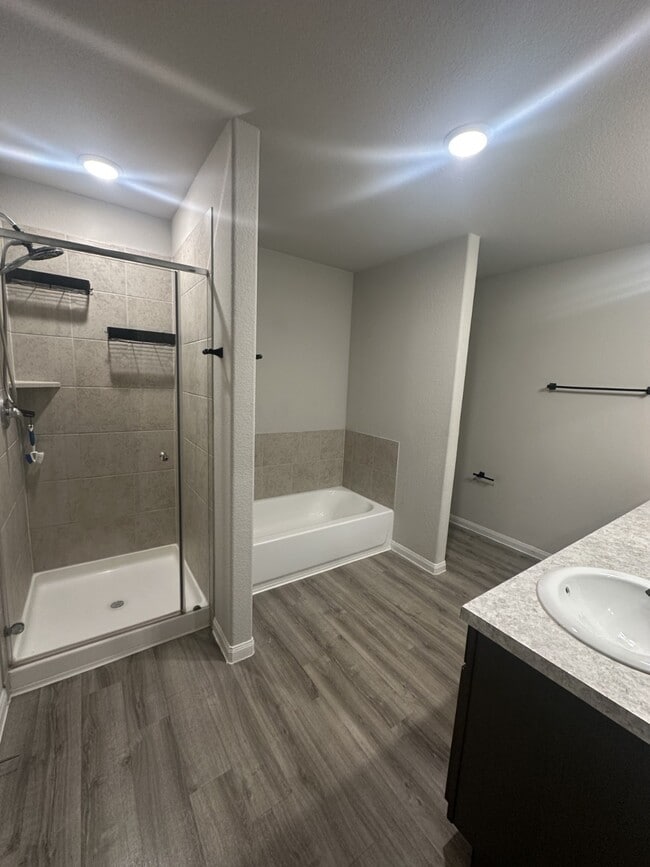 Building Photo - 2146 10th St