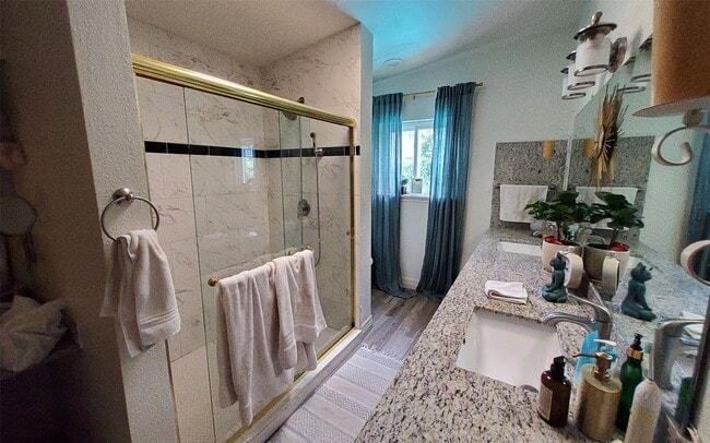 Building Photo - 4423 Meyerwood Dr