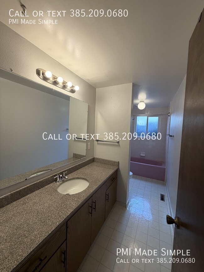 Building Photo - 1089 E 640 S