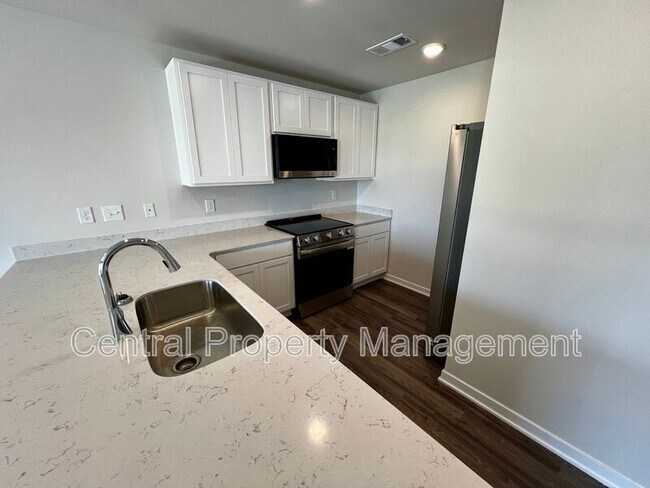 Building Photo - 6014 Tavener Dr