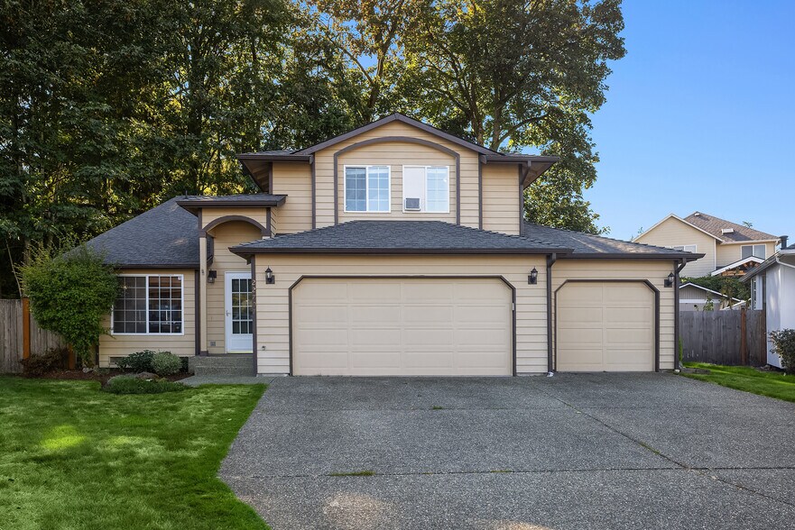 Primary Photo - 22707 SE 266th St