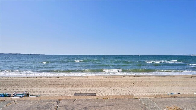 Building Photo - 106 E Shore Ave