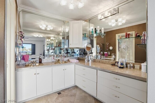 Building Photo - 3182 Moonflower Dr