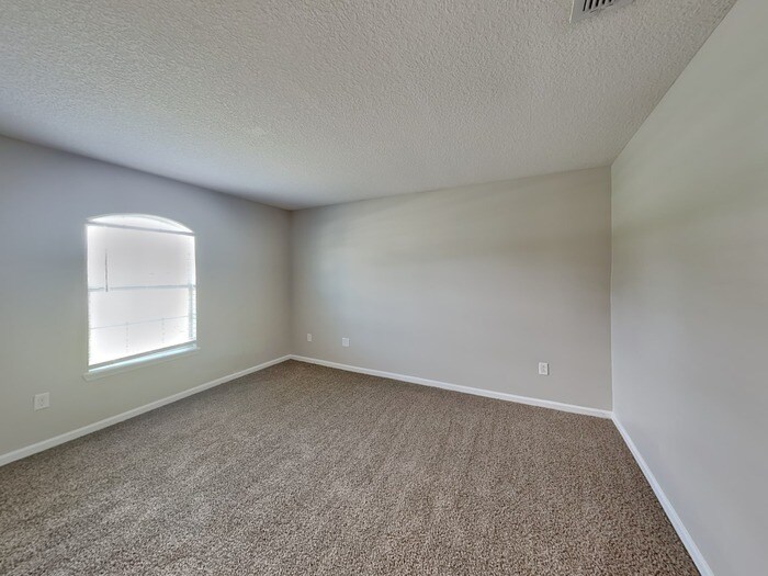 Building Photo - 244 Bridgeport Ln