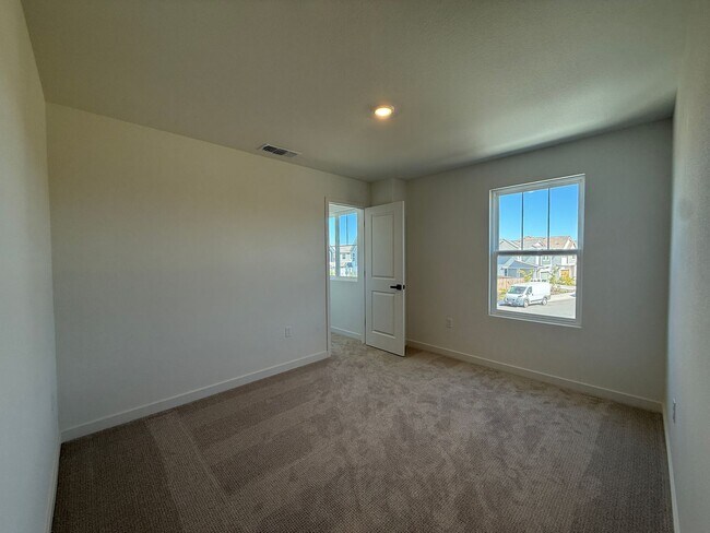 Building Photo - New Build with Large Backyard