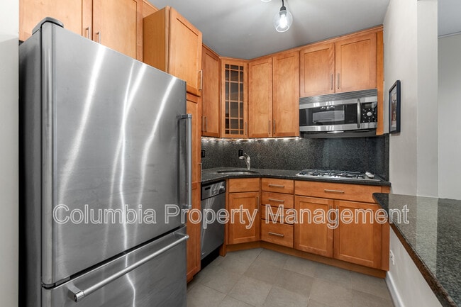 Building Photo - 1260 21st St NW