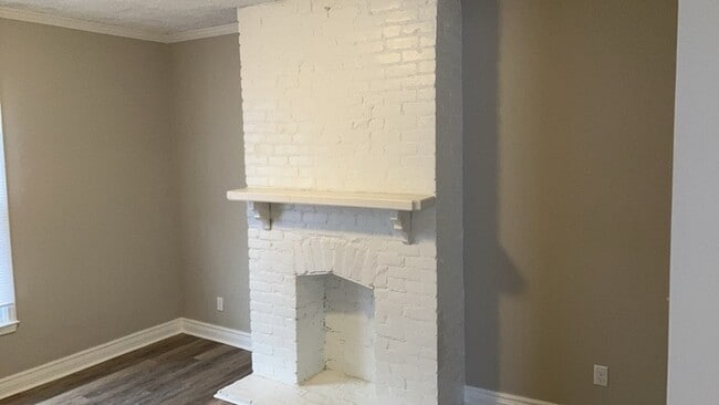 Building Photo - 1150 Creighton Ave