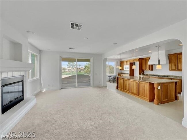 Building Photo - 134 Crooked Putter Dr