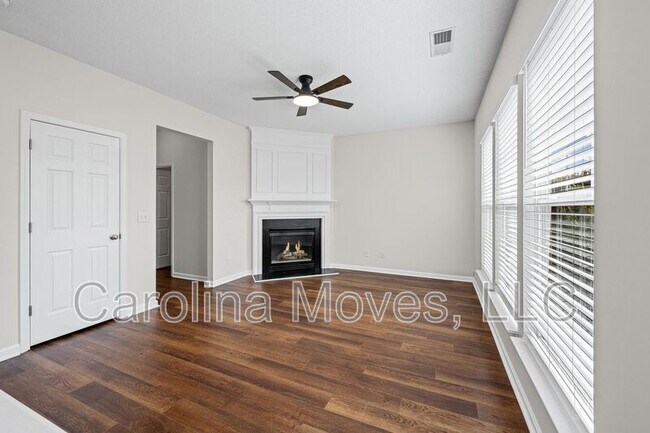 Building Photo - 106 Waterford Park Dr