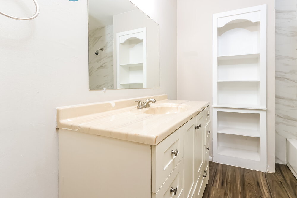 Building Photo - 171 SE Floresta Dr