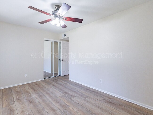 Building Photo - 1266 N 85th Pl