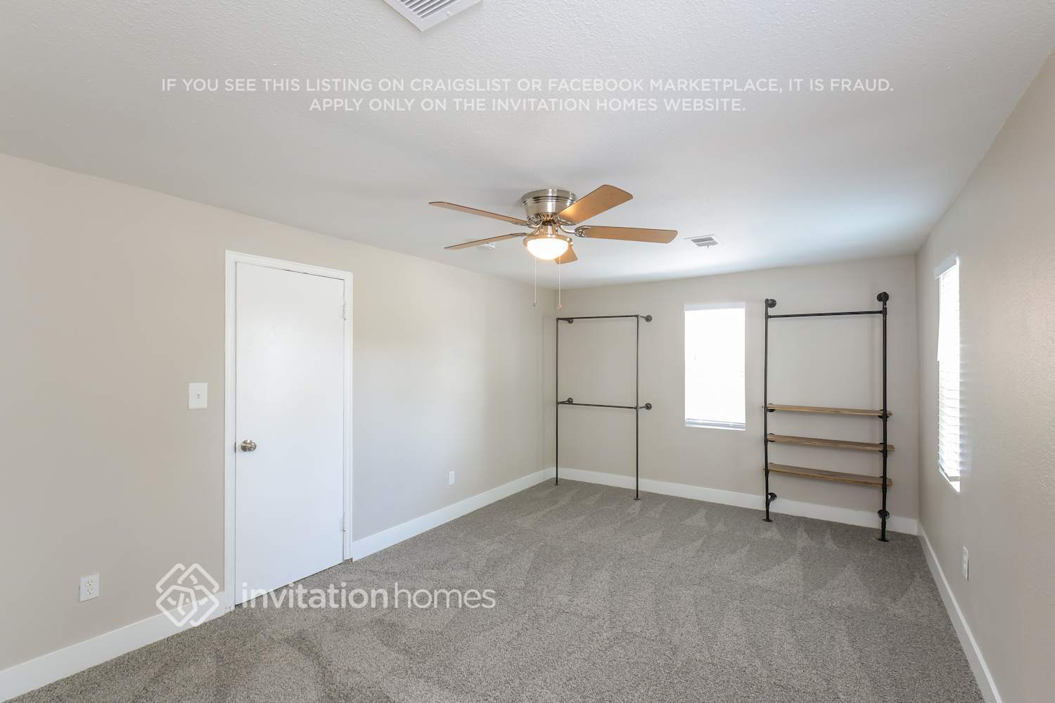 Building Photo - 285 N 10th Ave