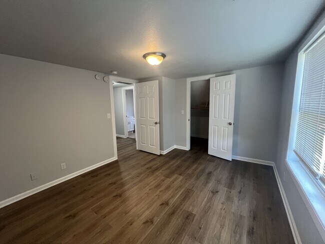 Building Photo - 2021 15th St