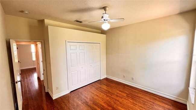 Building Photo - 949 Dekleva Dr