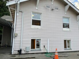 Building Photo - 5064 7th Ave NE