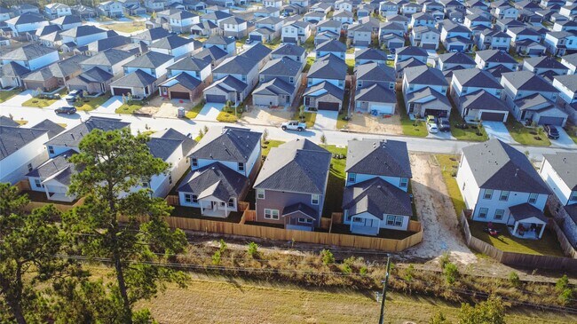 Building Photo - 8582 Blueberry Ash St