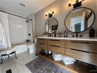 Building Photo - 191 Summerhaven Dr S