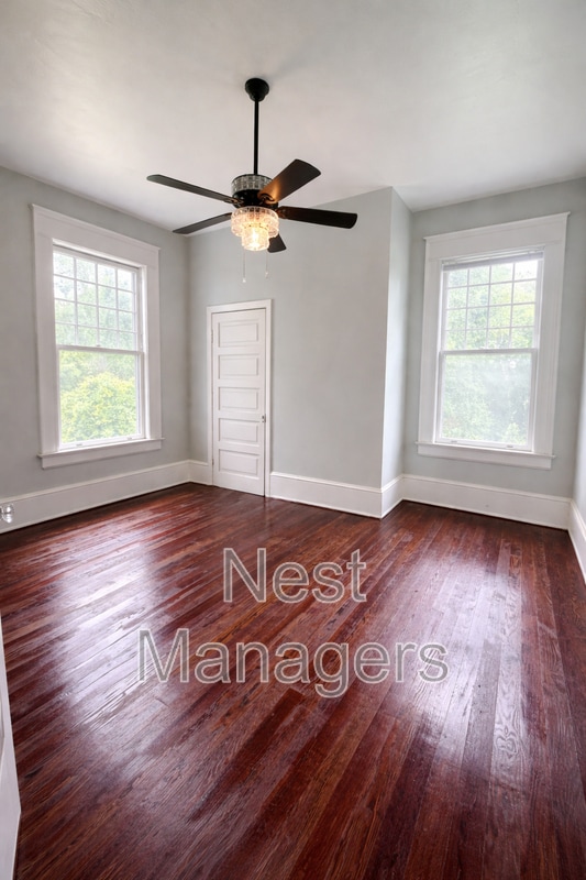 Building Photo - 716 Athens Ave