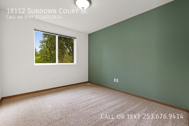 Building Photo - 18112 Sundown Ct SE