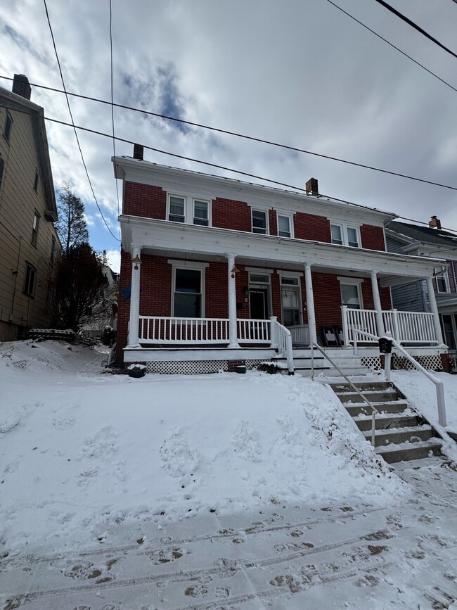 Building Photo - 28 S Charles St