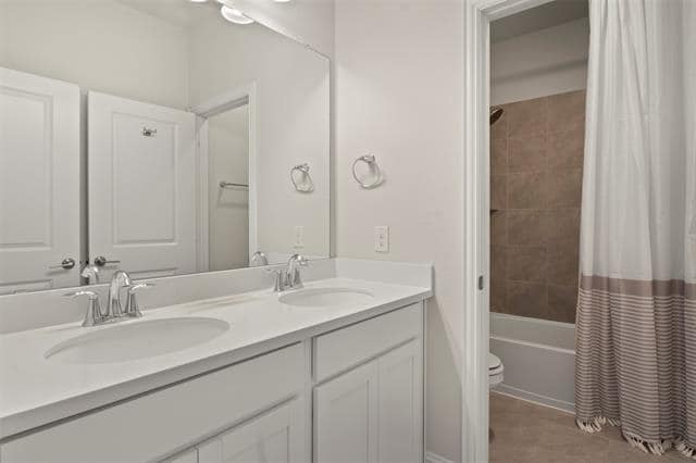 Building Photo - 2205 Lexington Wy