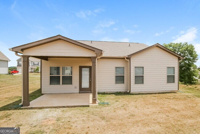 Building Photo - 23 Woody Way NW