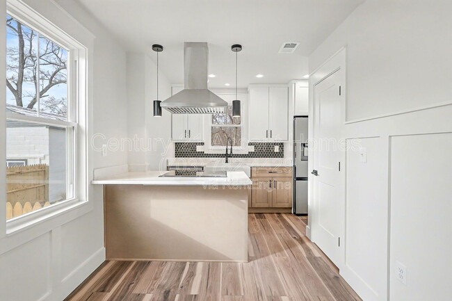 Building Photo - 12101 Fort Washington Rd