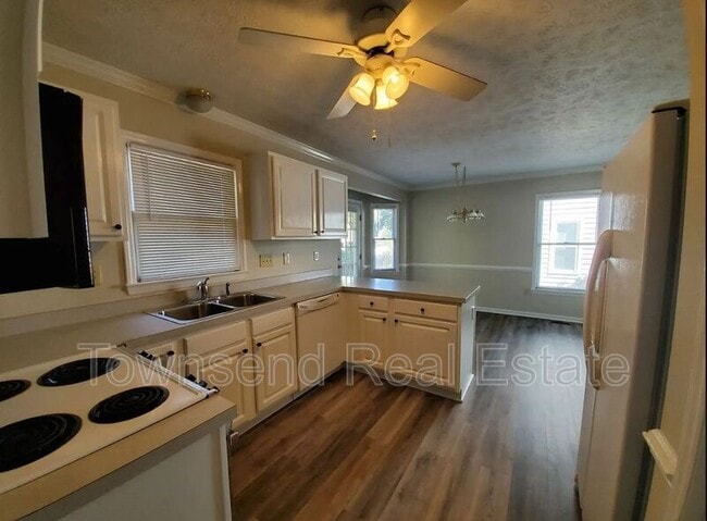 Building Photo - 2012 Fig Ct