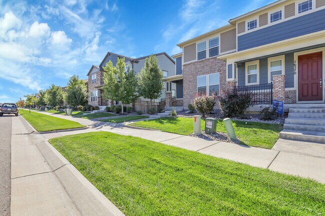Primary Photo - $2,595.00, 3 bed, 2.5 bath Townhouse in Au...
