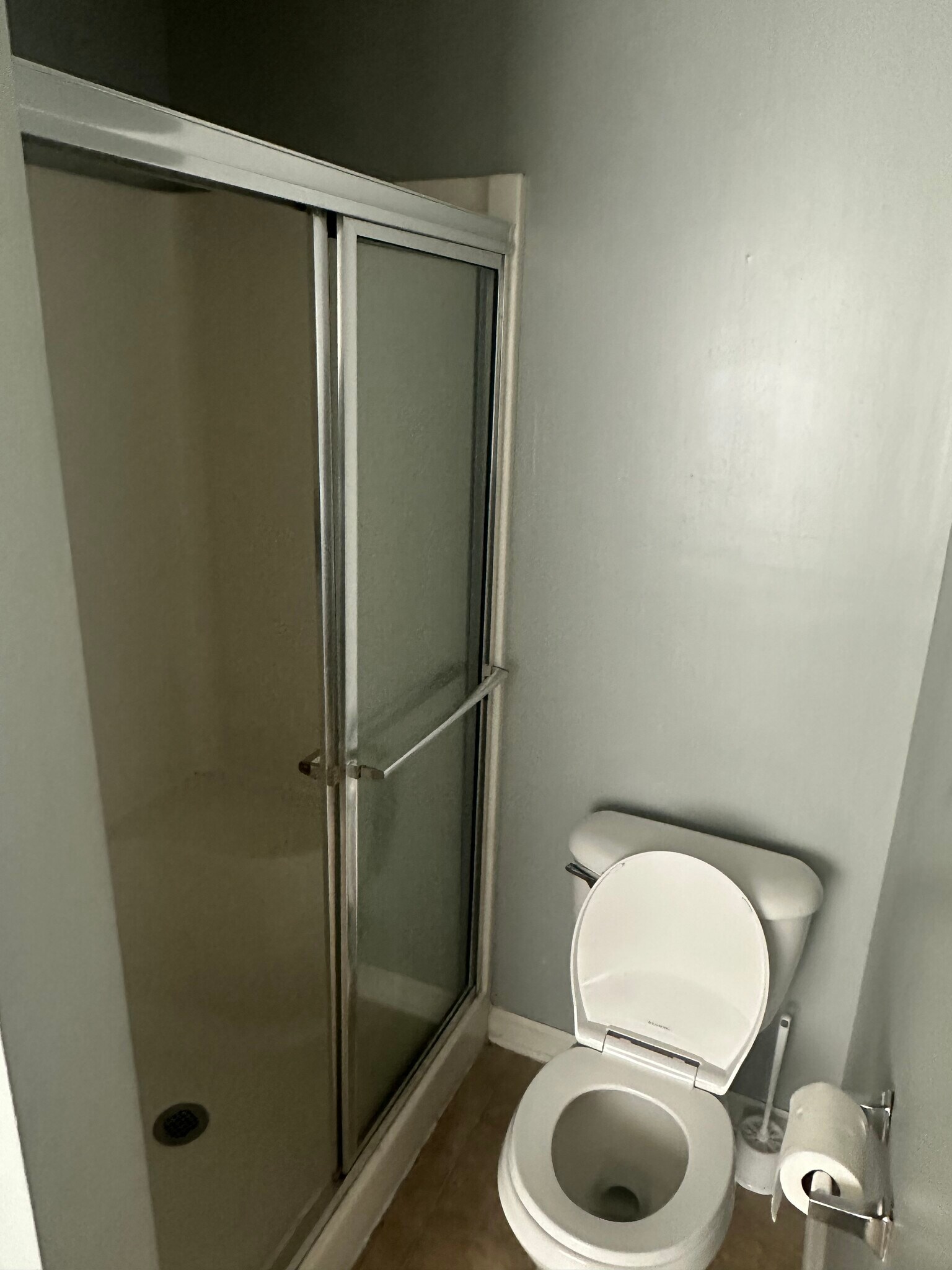 Master Shower - 1009 Highstone Dr