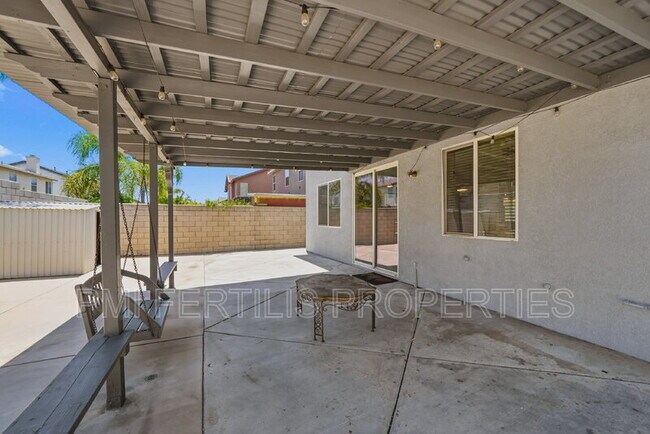 Building Photo - 7167 Elsa Ct